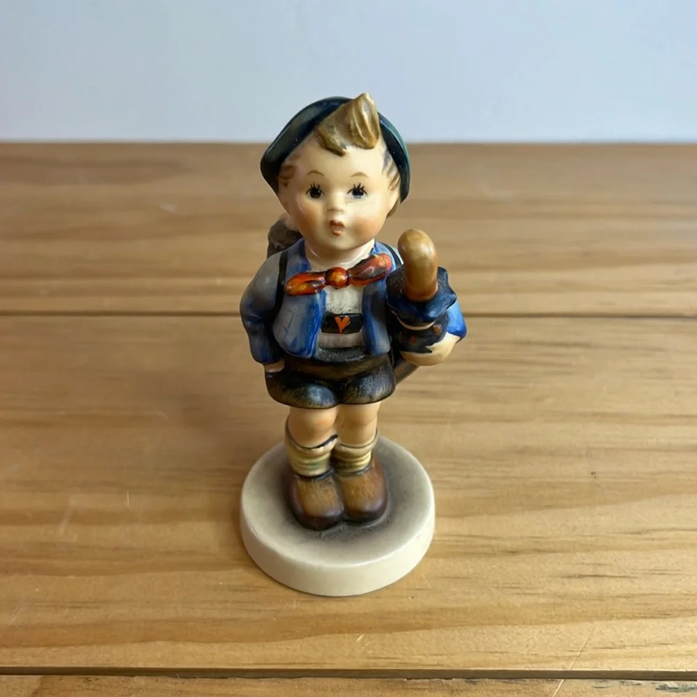 Goebel Hummel Figurine Home From Market 1948 TMK-3 Vintage #198 2/0 Umbrella